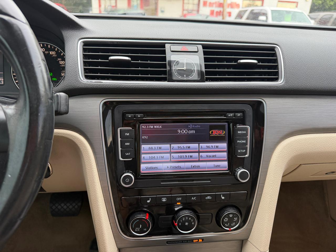 Volkswagen Passat SE 2014