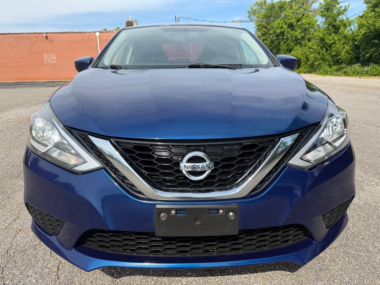 Nissan Sentra S 6MT 2017