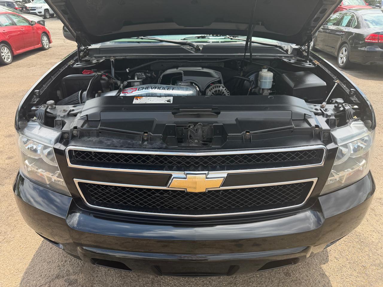 Chevrolet Avalanche LT 4WD 2011