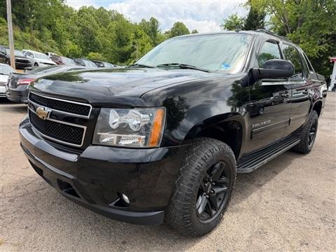 2011 Chevrolet Avalanche LT 4WD