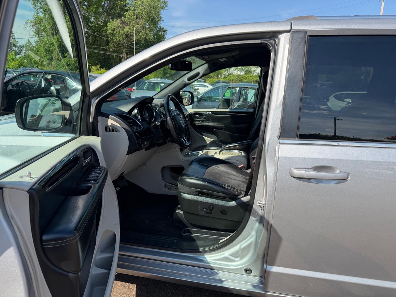 Dodge Grand Caravan SXT 2018