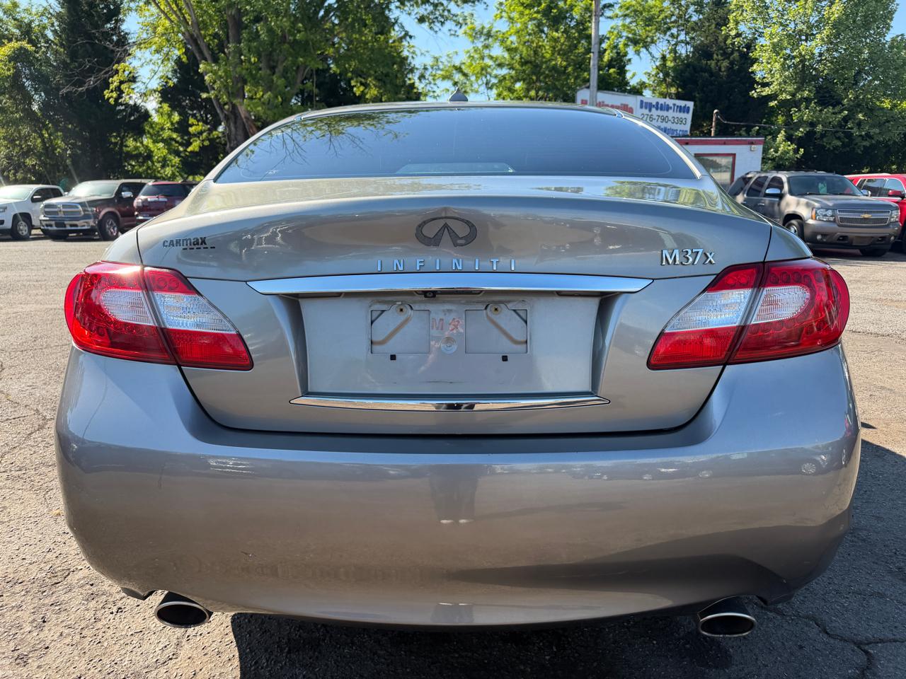 Infiniti M 37x 2012
