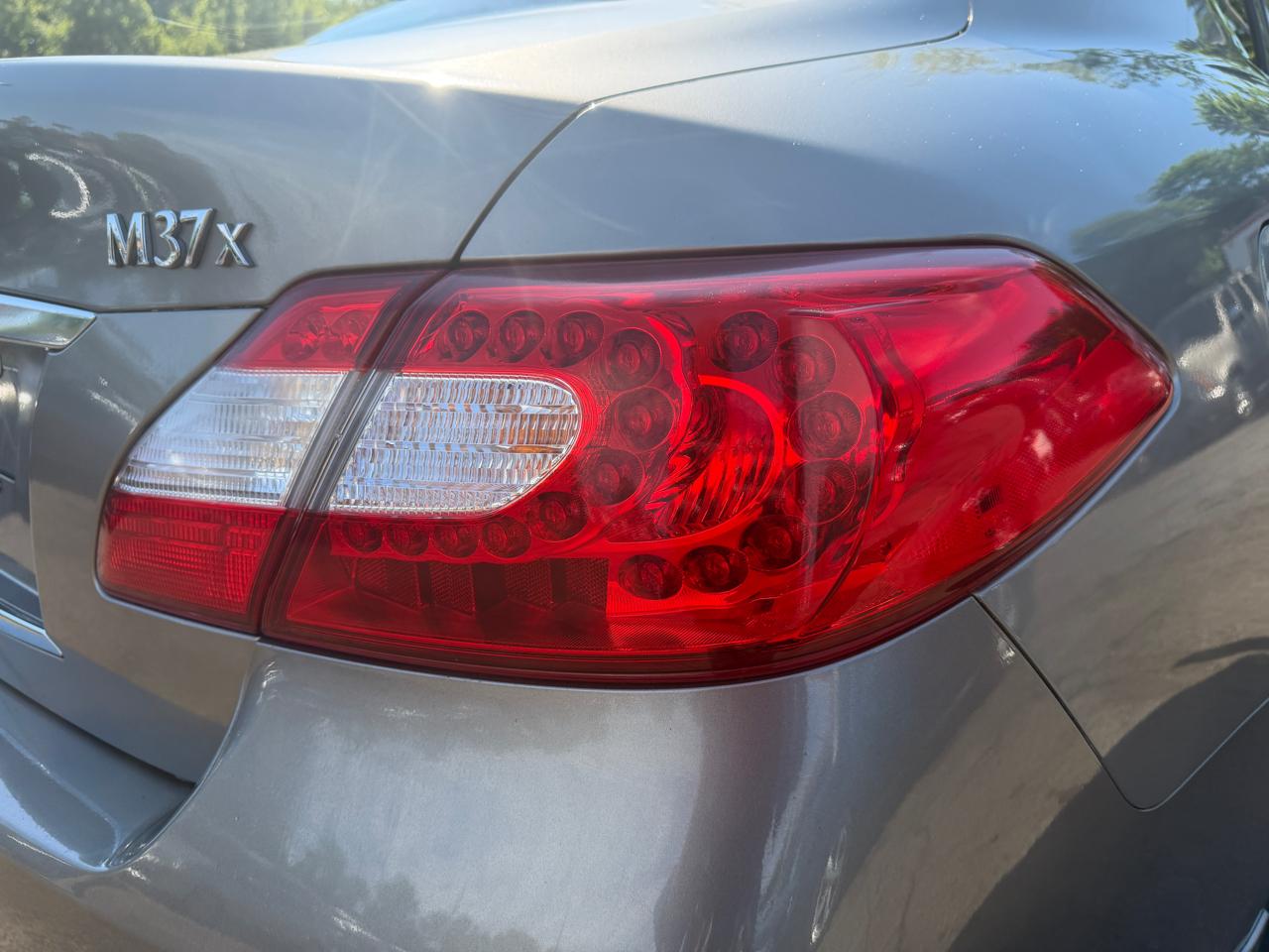 Infiniti M 37x 2012