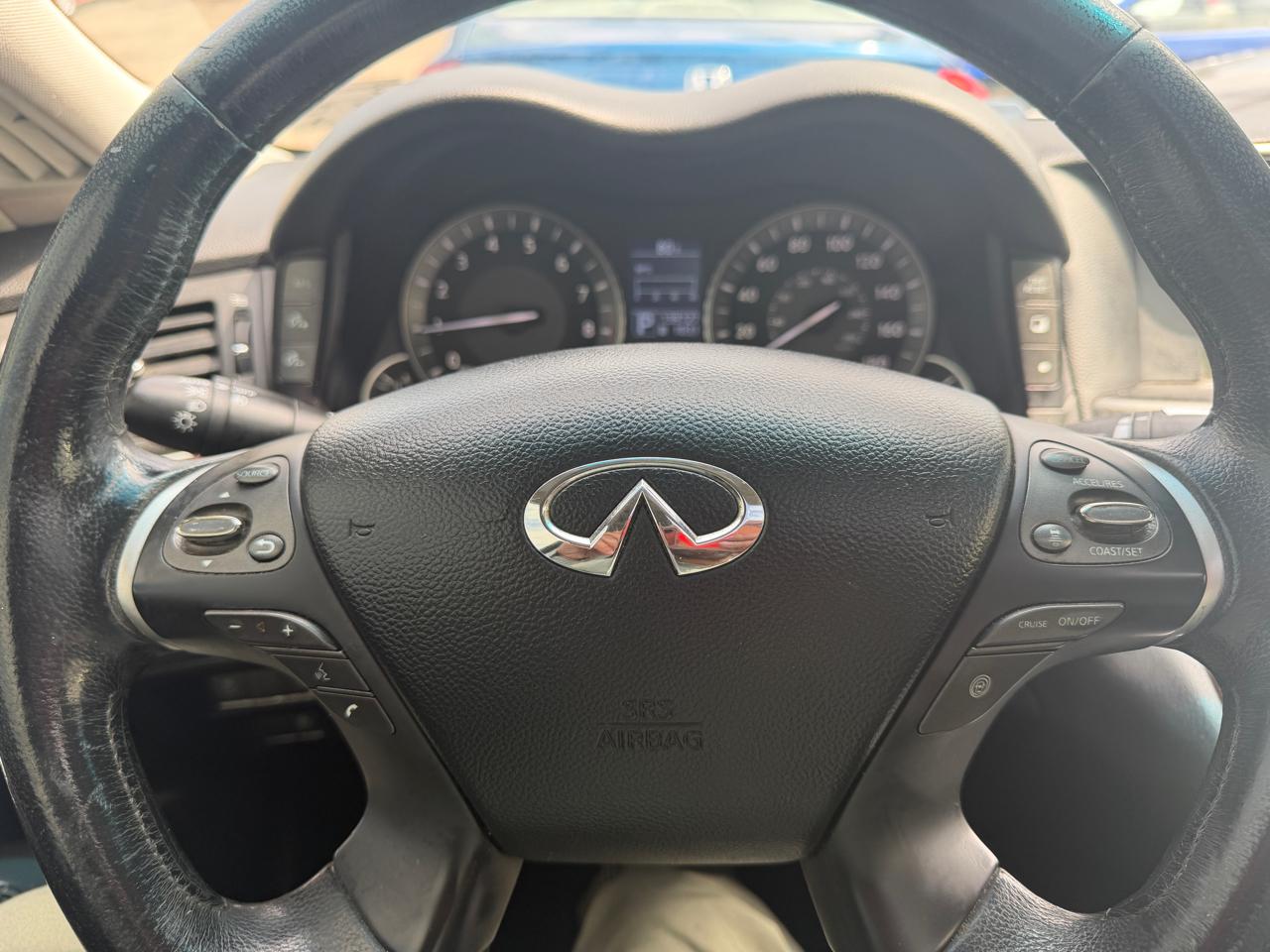 Infiniti M 37x 2012