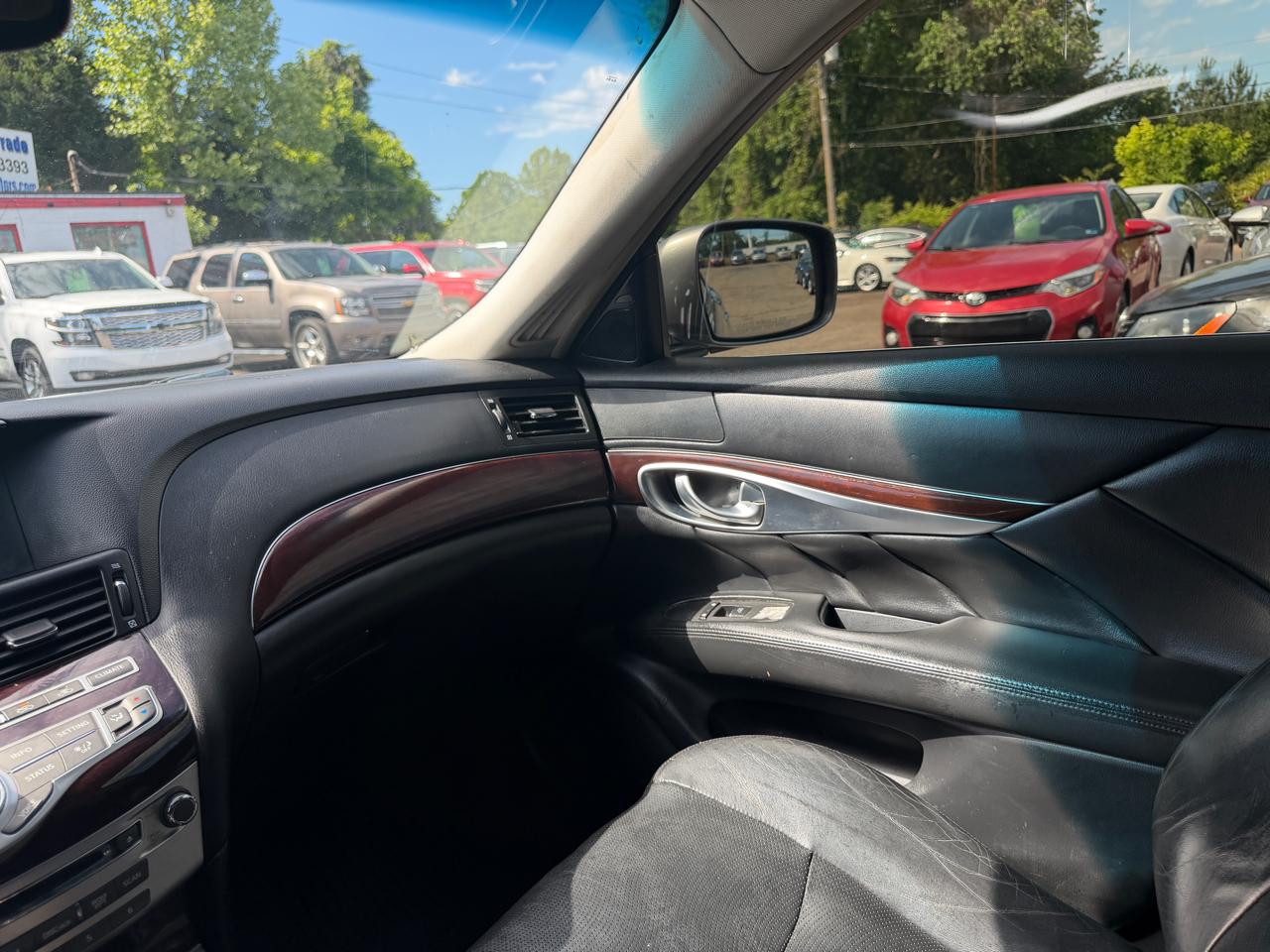 Infiniti M 37x 2012