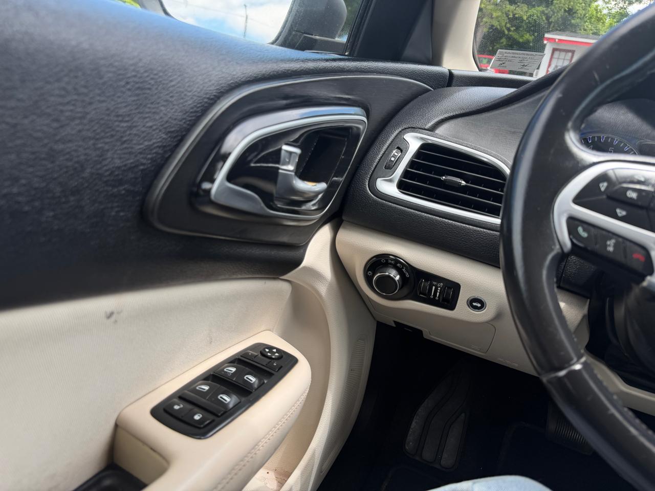 Chrysler 200 Limited 2015