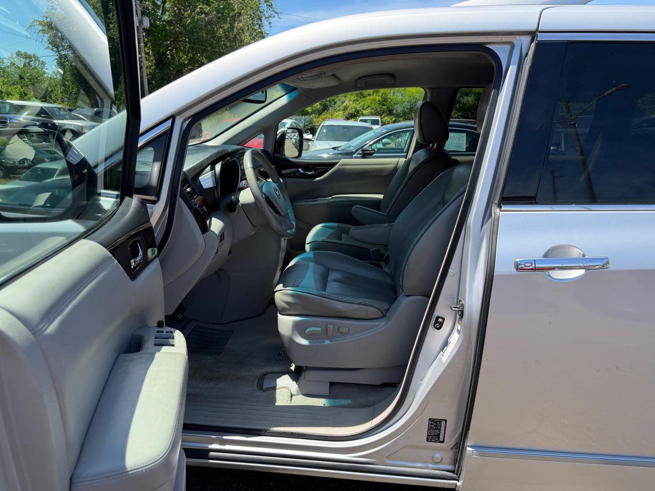 Nissan Quest SL 2011