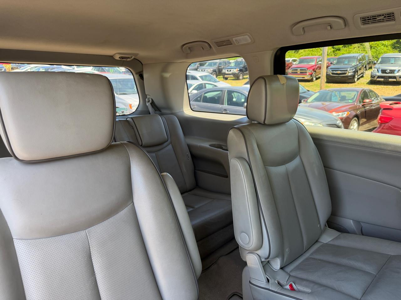 Nissan Quest SL 2011