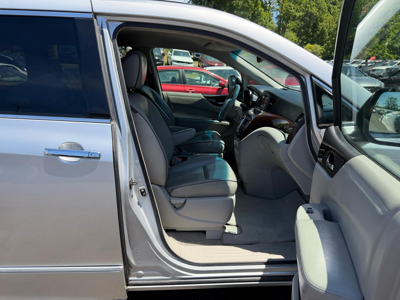 Nissan Quest SL 2011