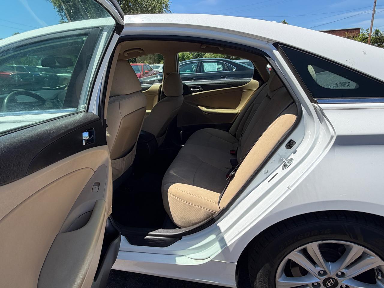 Hyundai Sonata GLS 2013