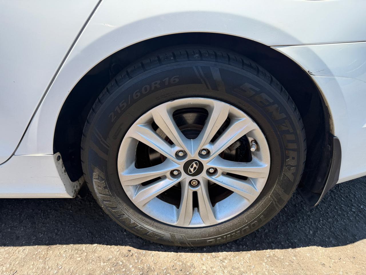 Hyundai Sonata GLS 2013