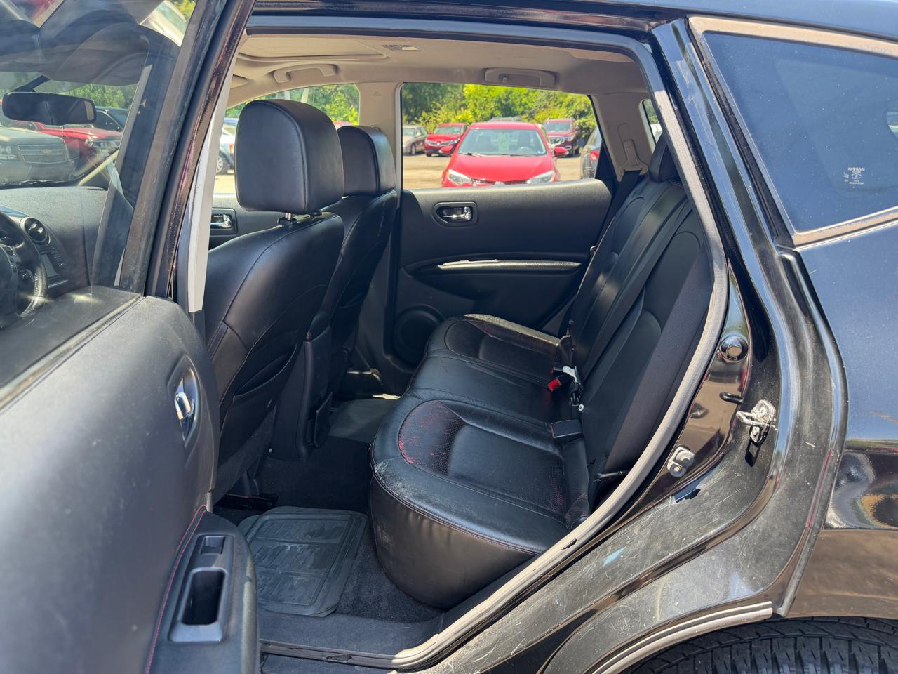Nissan Rogue SL 2012