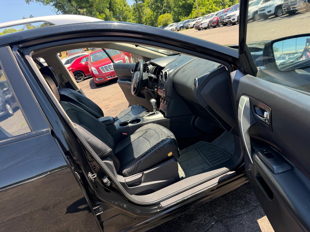 Nissan Rogue SL 2012