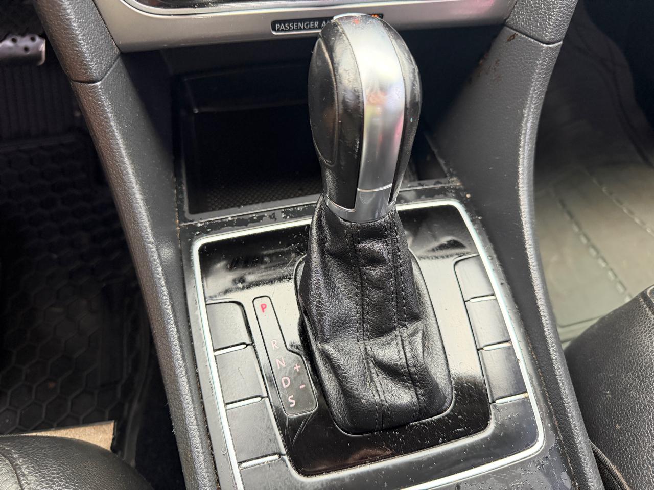 Volkswagen Passat  2014