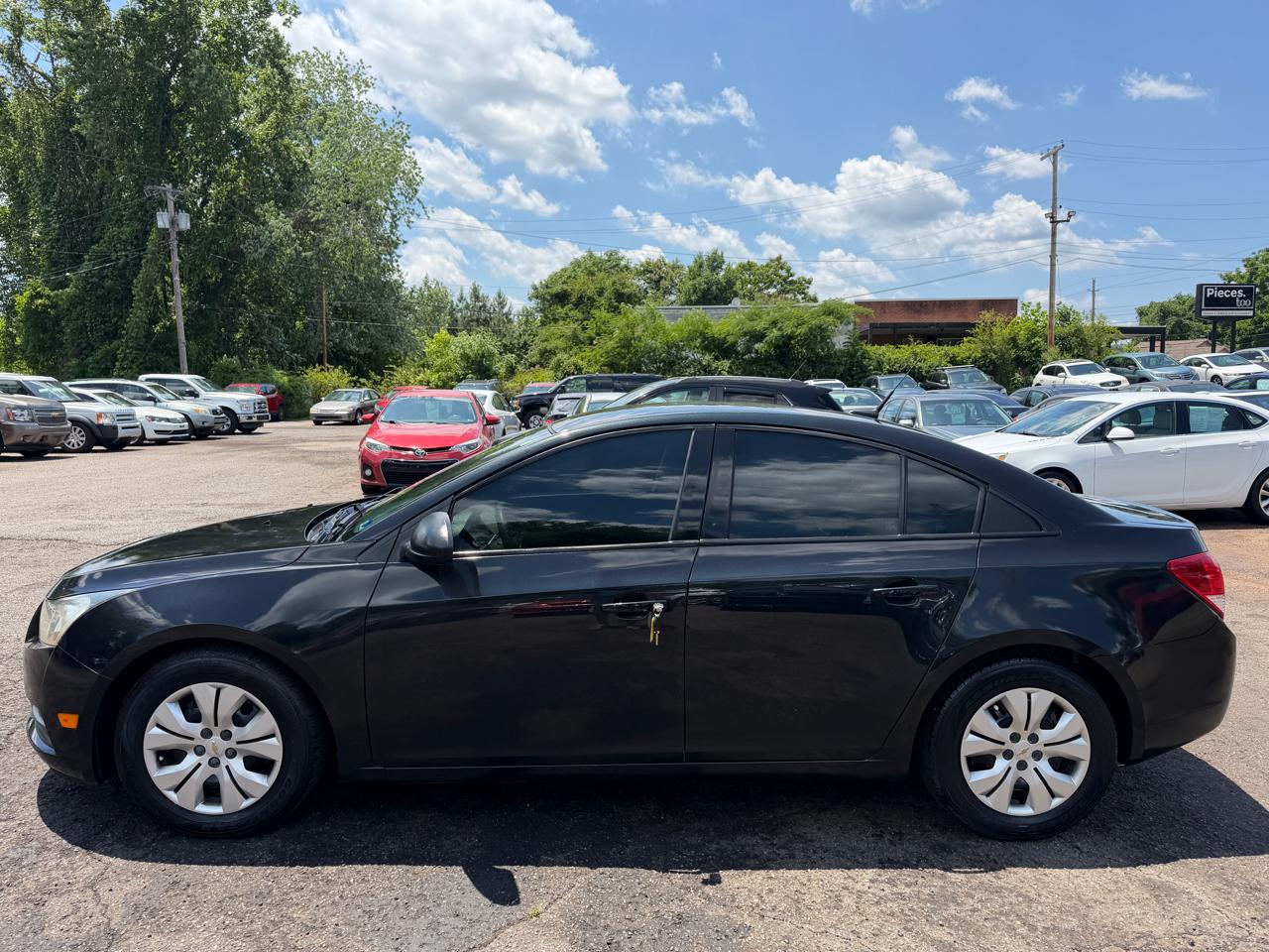 Chevrolet Cruze LS Auto 2013