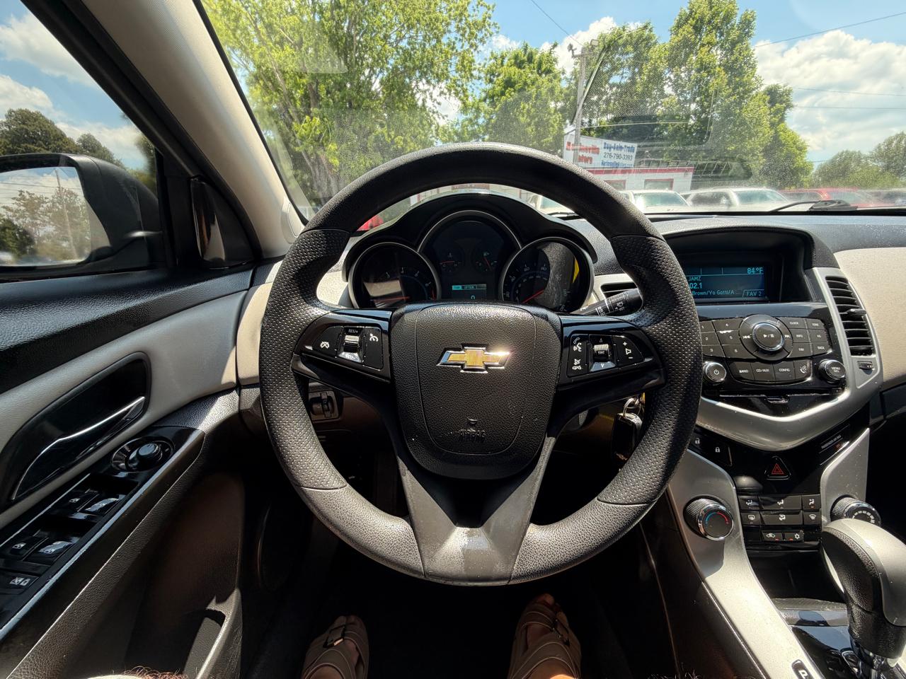 Chevrolet Cruze LS Auto 2013