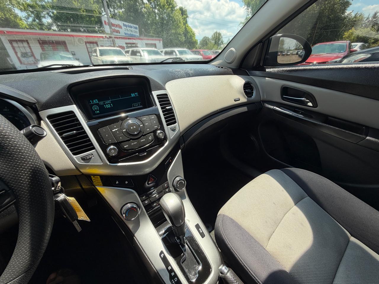 Chevrolet Cruze LS Auto 2013