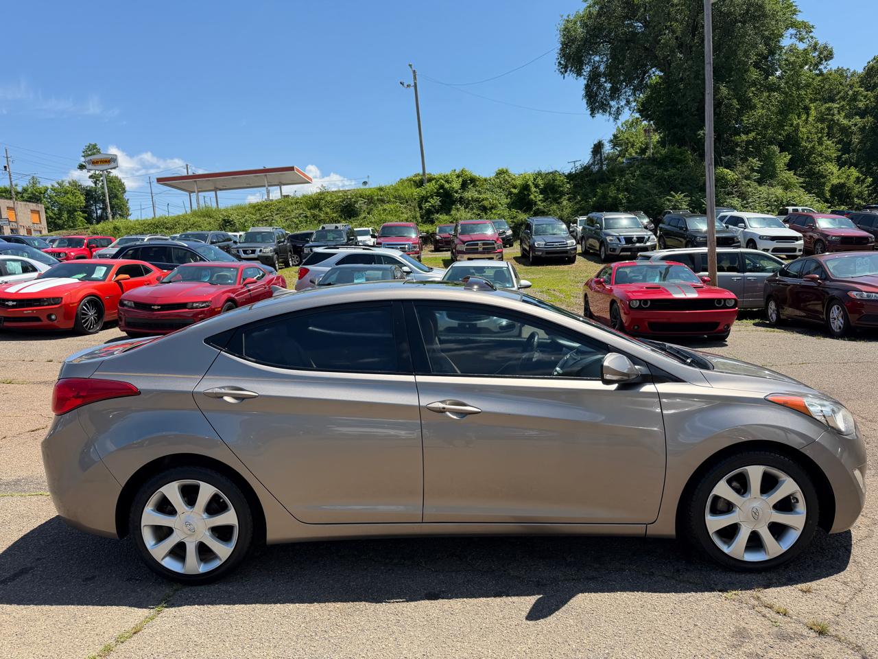 Hyundai Elantra Limited 2012