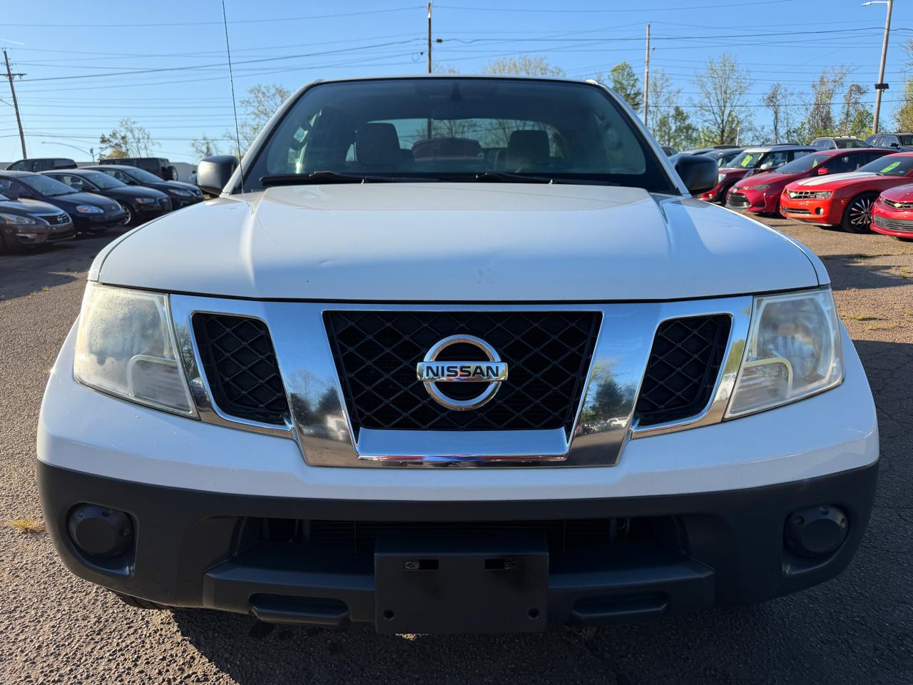 Nissan Frontier  2015