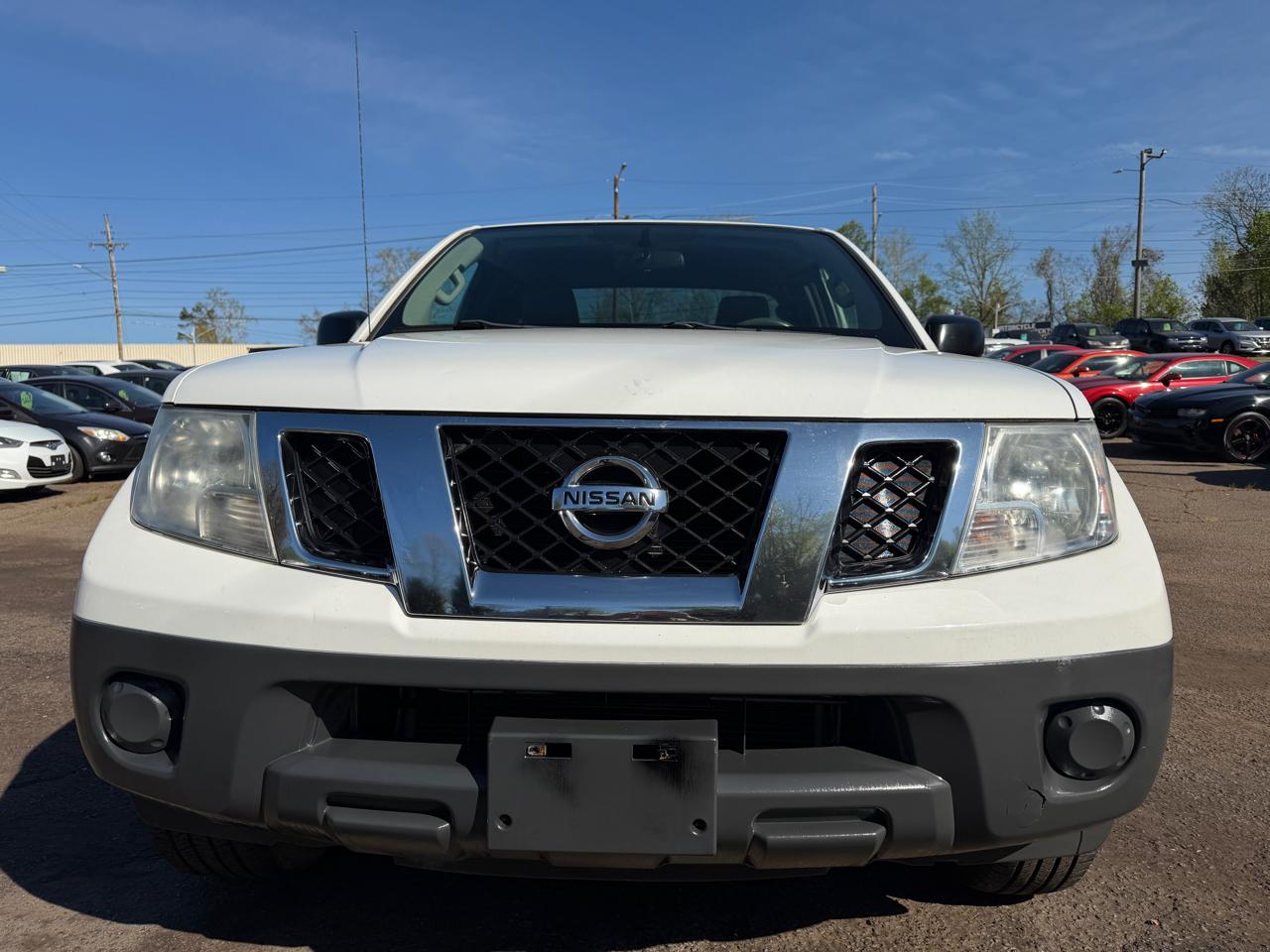 Nissan Frontier  2015