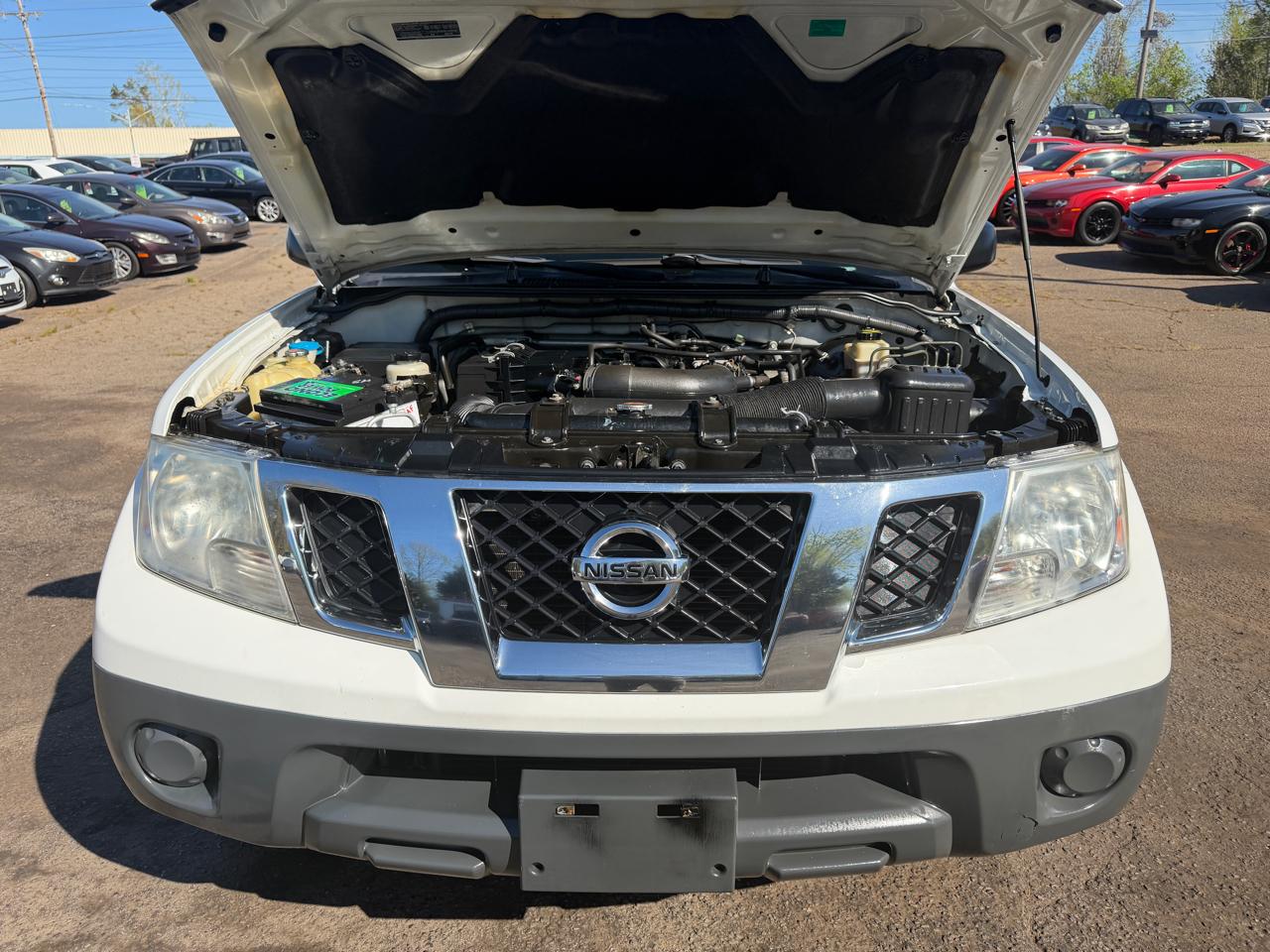 Nissan Frontier  2015