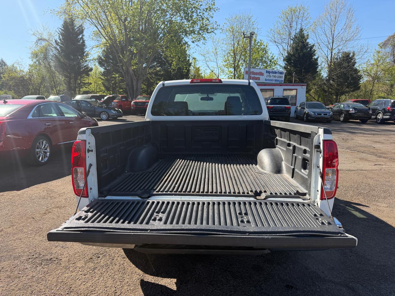 Nissan Frontier  2015