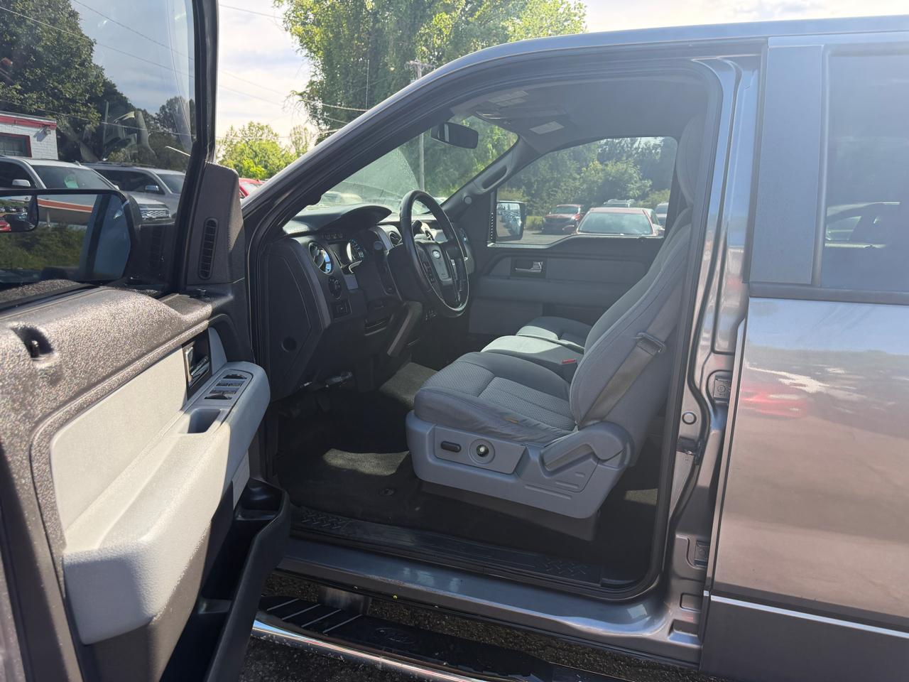 Ford F-150  2012