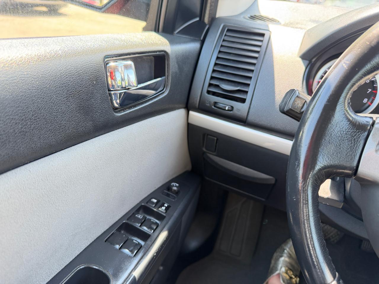 Nissan Sentra 2.0 SL 2010