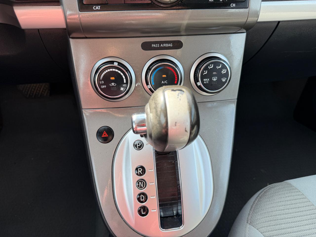 Nissan Sentra 2.0 SL 2010