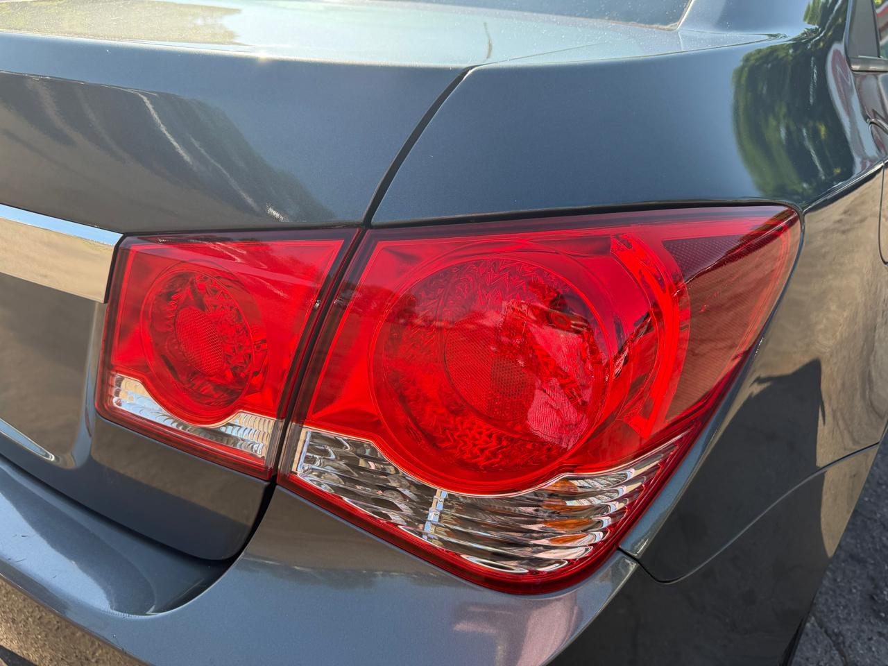 Chevrolet Cruze LS Auto 2013