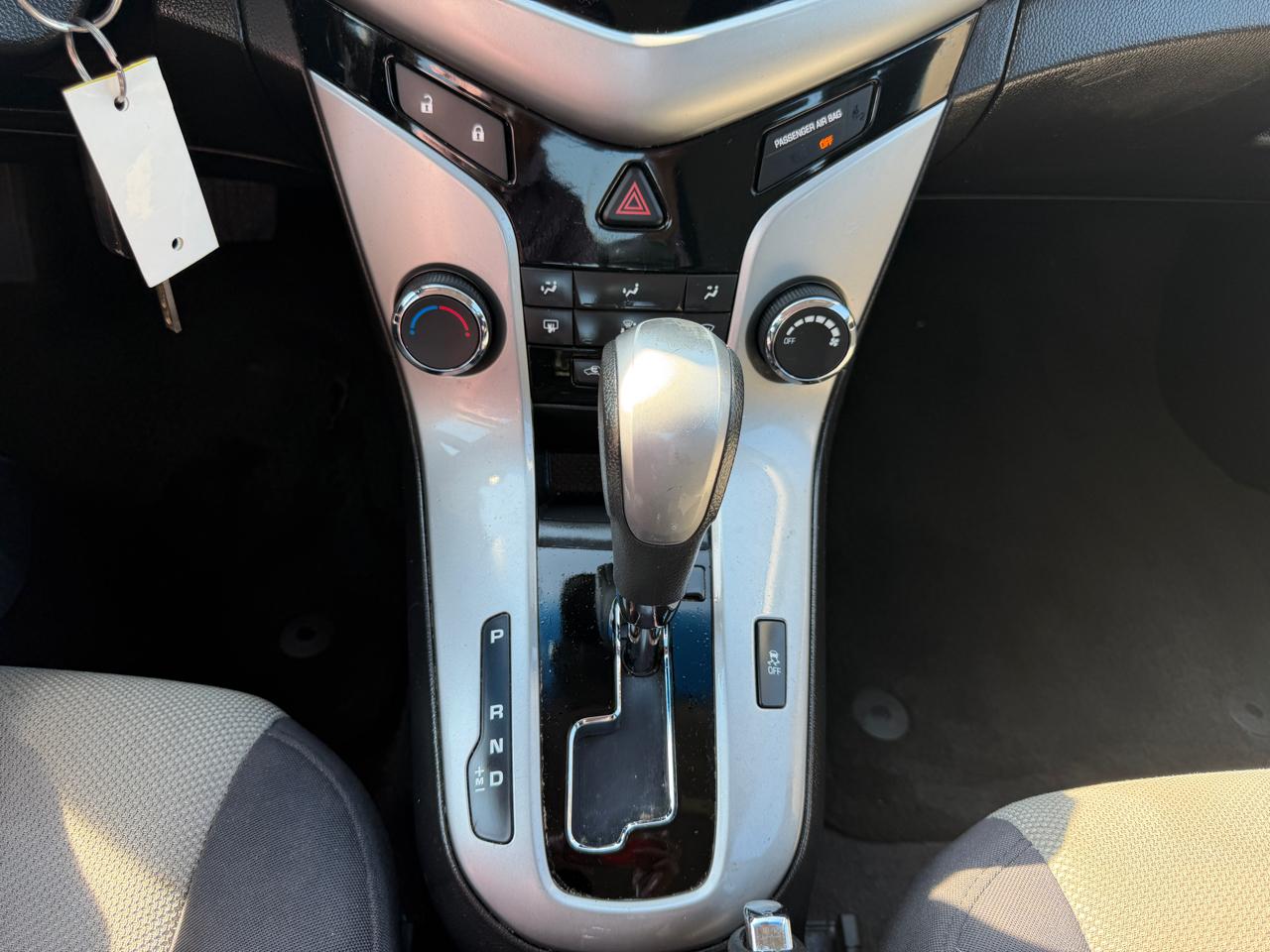 Chevrolet Cruze LS Auto 2013