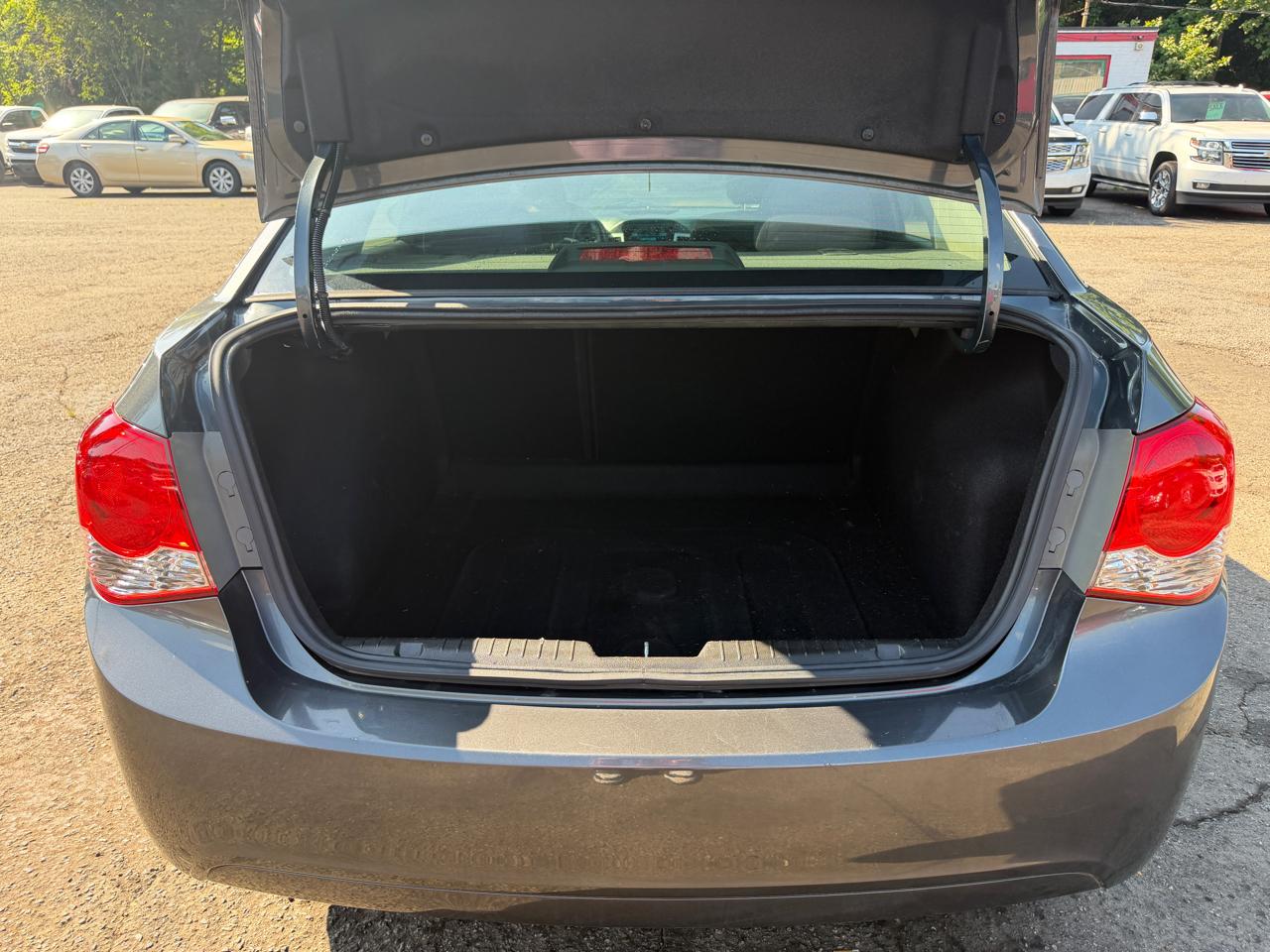 Chevrolet Cruze LS Auto 2013
