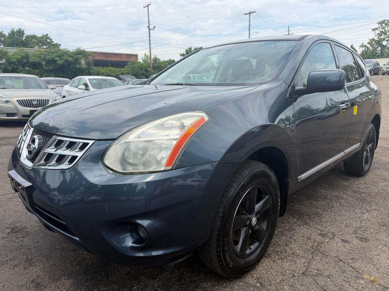 Nissan Rogue S AWD 2013