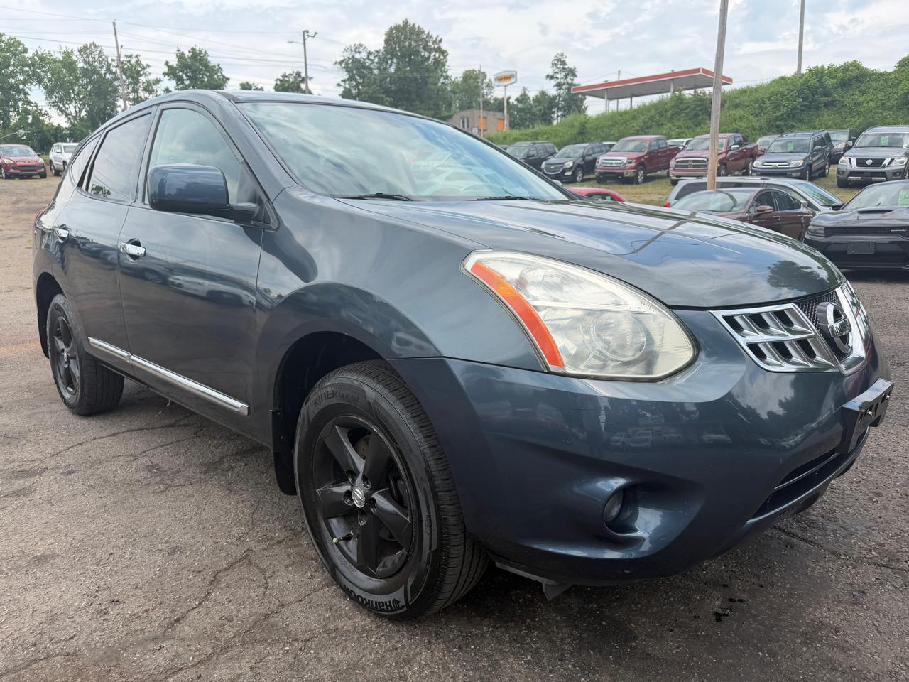Nissan Rogue S AWD 2013