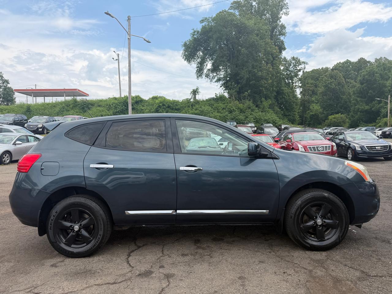 Nissan Rogue S AWD 2013