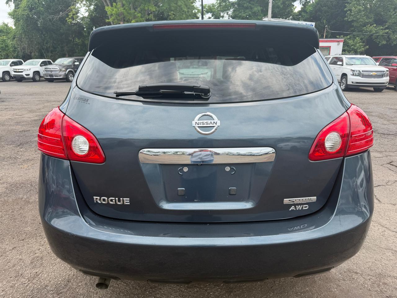 Nissan Rogue S AWD 2013