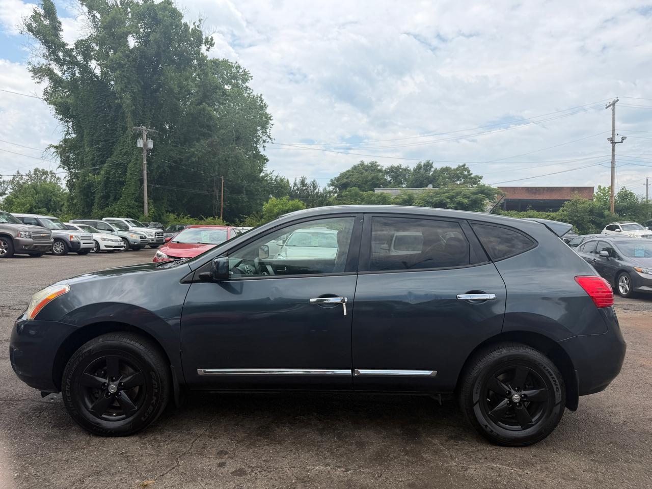 Nissan Rogue S AWD 2013