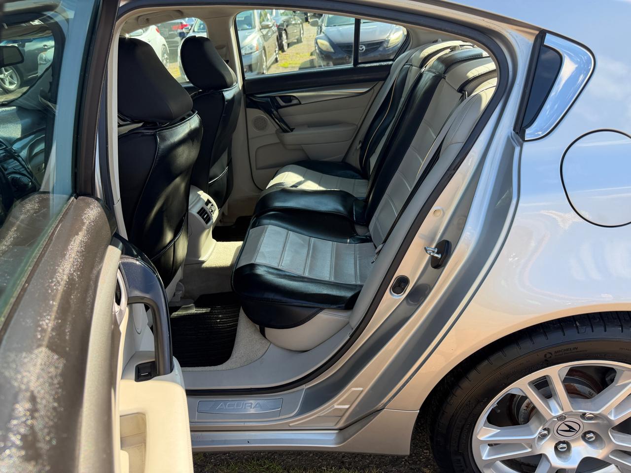 Acura TL  2009