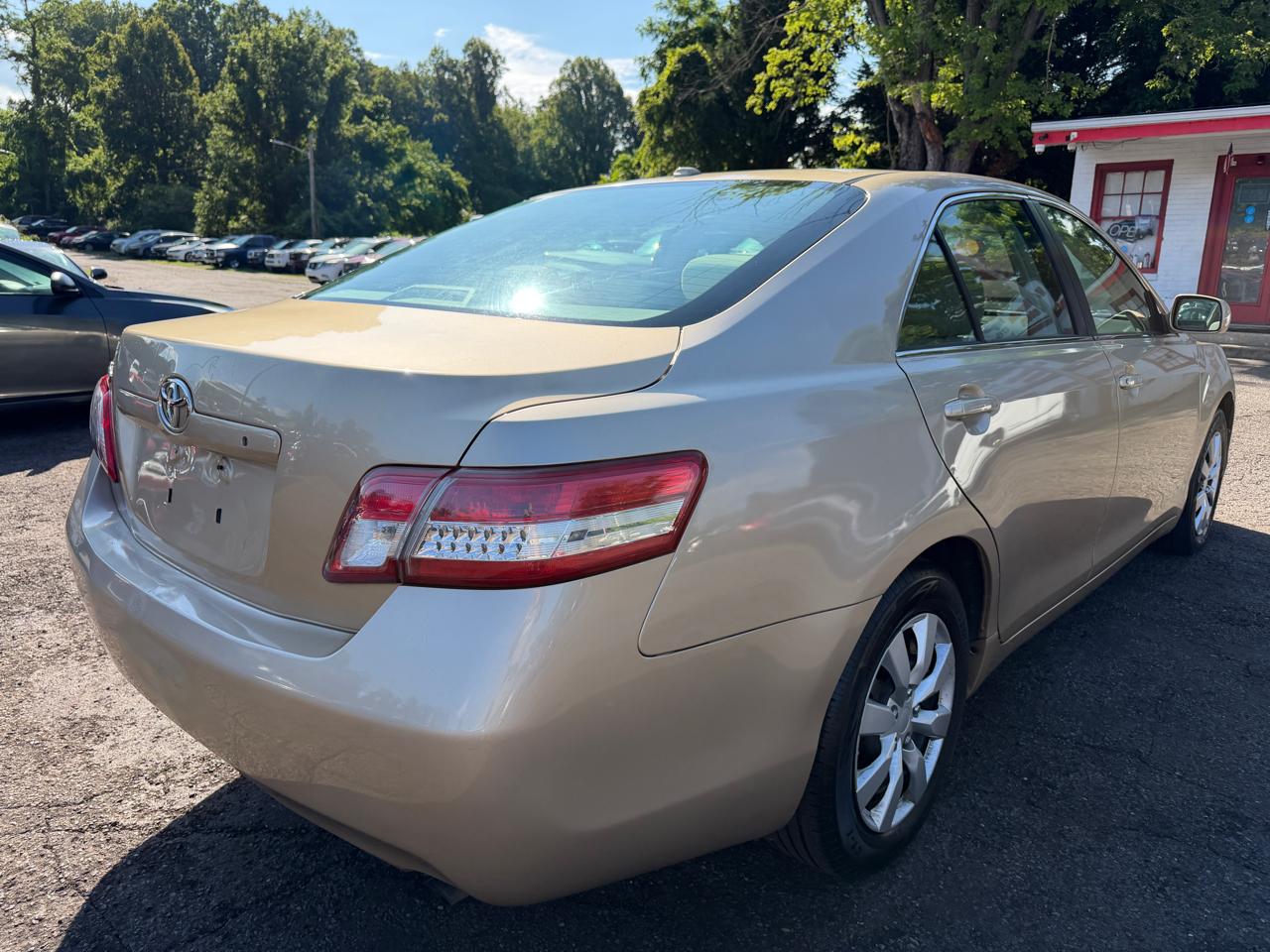 Toyota Camry  2011