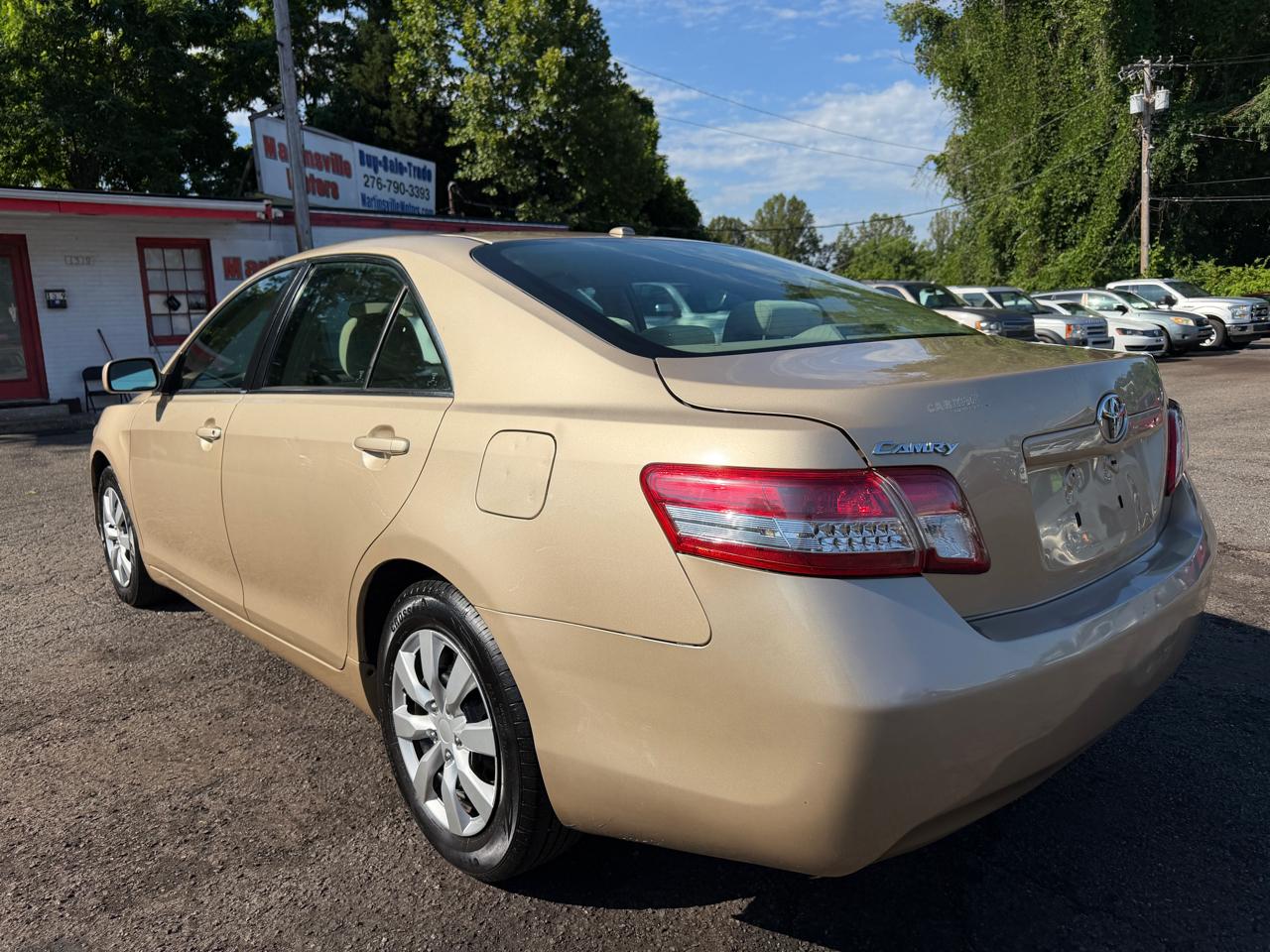 Toyota Camry  2011