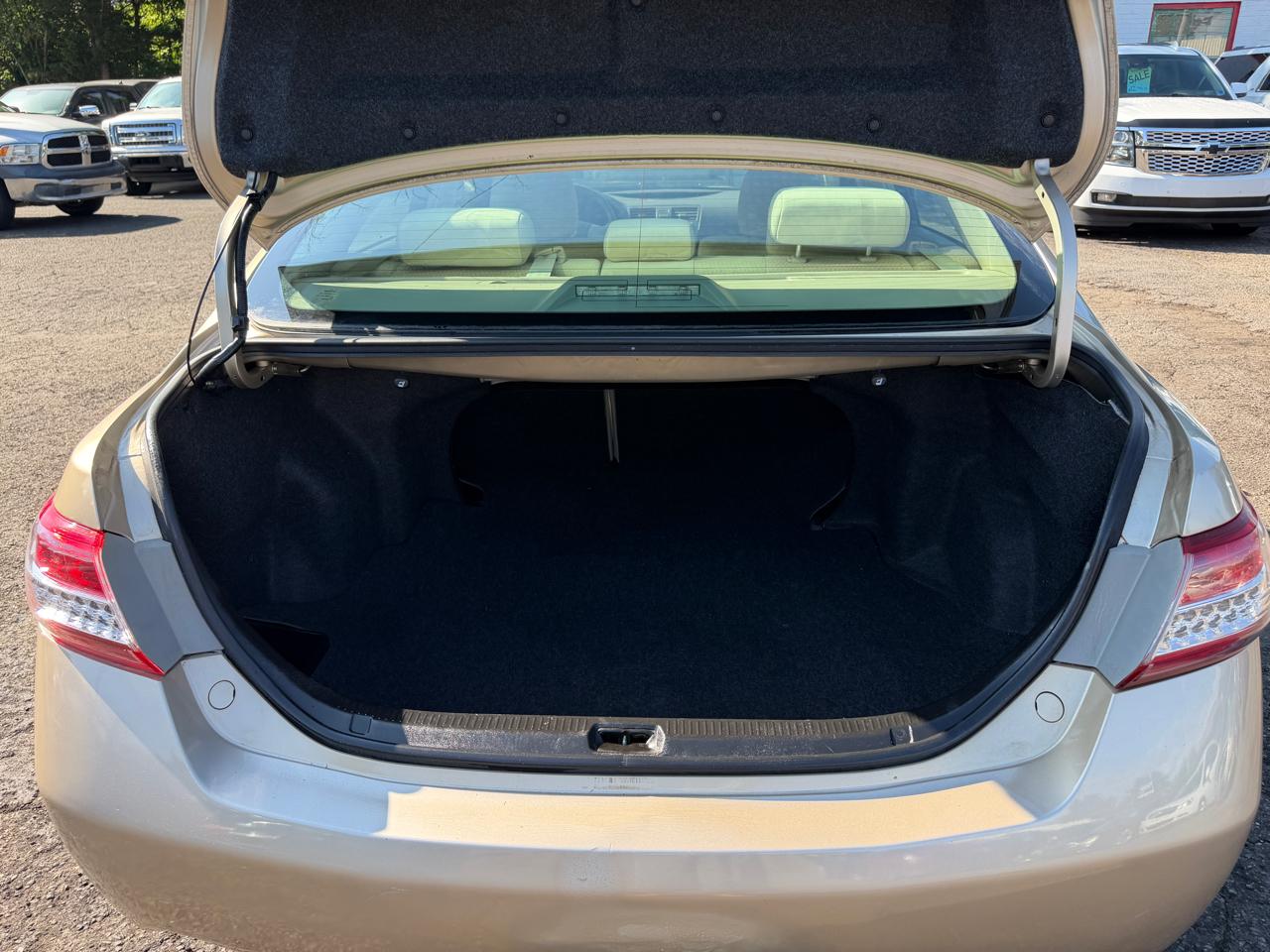 Toyota Camry  2011
