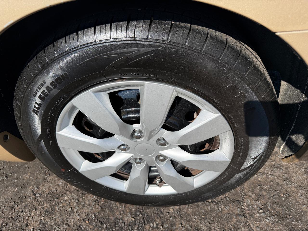 Toyota Camry  2011