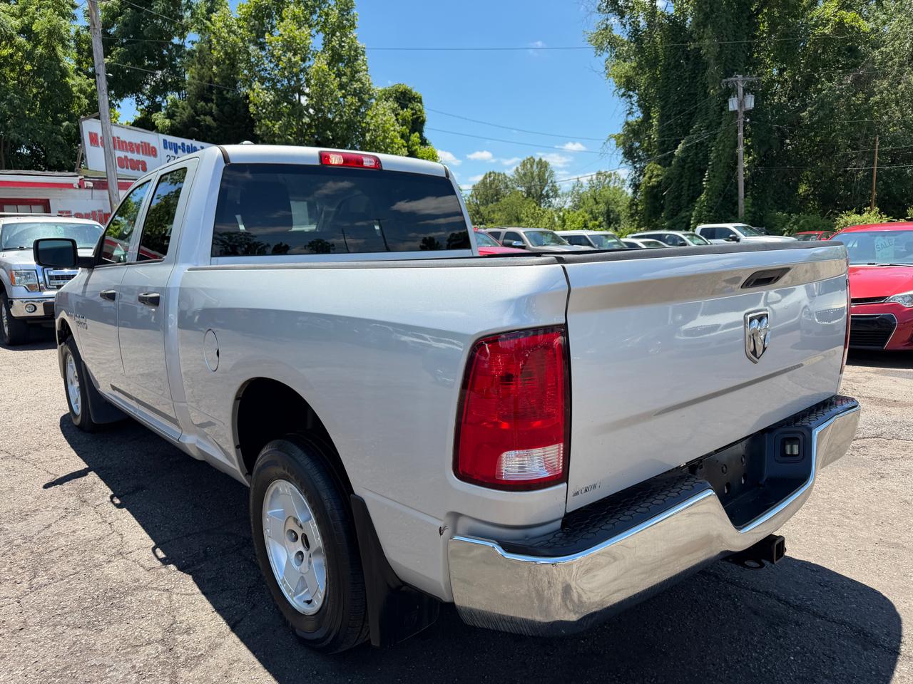 RAM 1500 Tradesman Quad Cab 2WD 2018