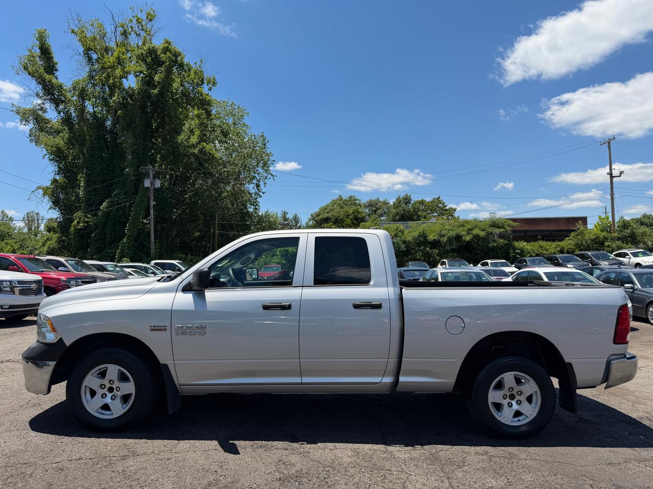 RAM 1500 Tradesman Quad Cab 2WD 2018