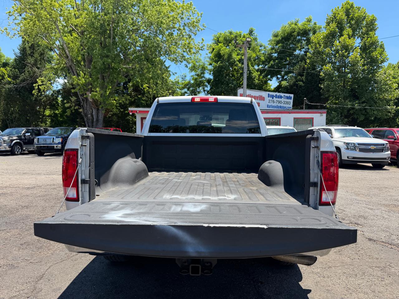 RAM 1500 Tradesman Quad Cab 2WD 2018