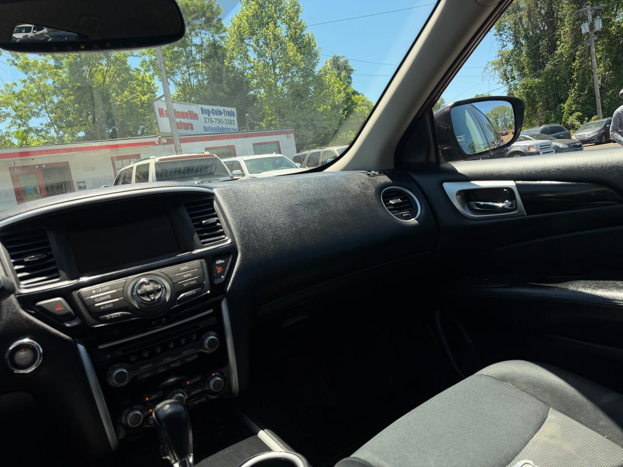 Nissan Pathfinder  2018