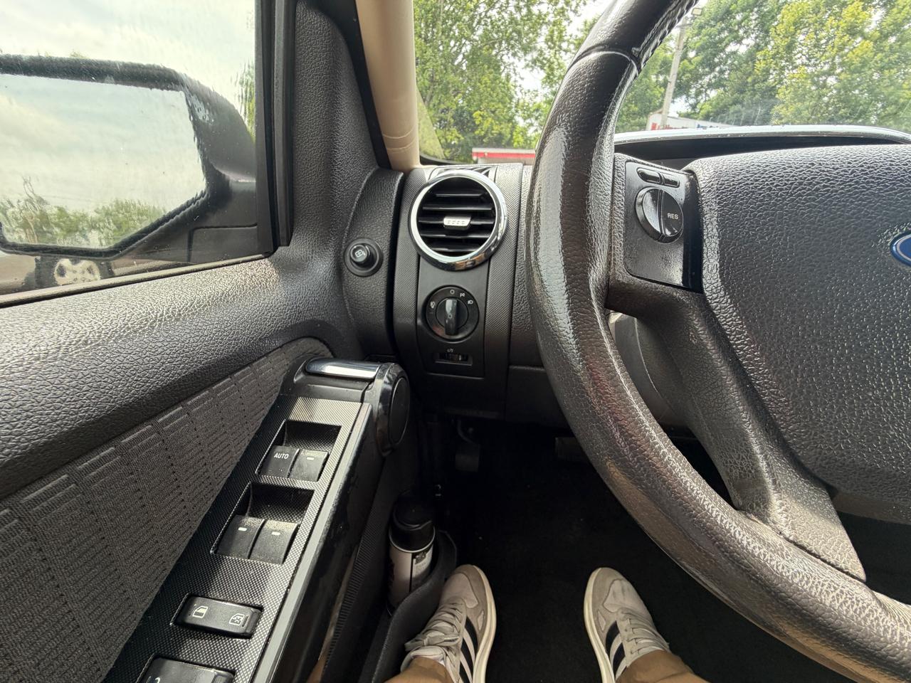 Ford Explorer XLT 2010
