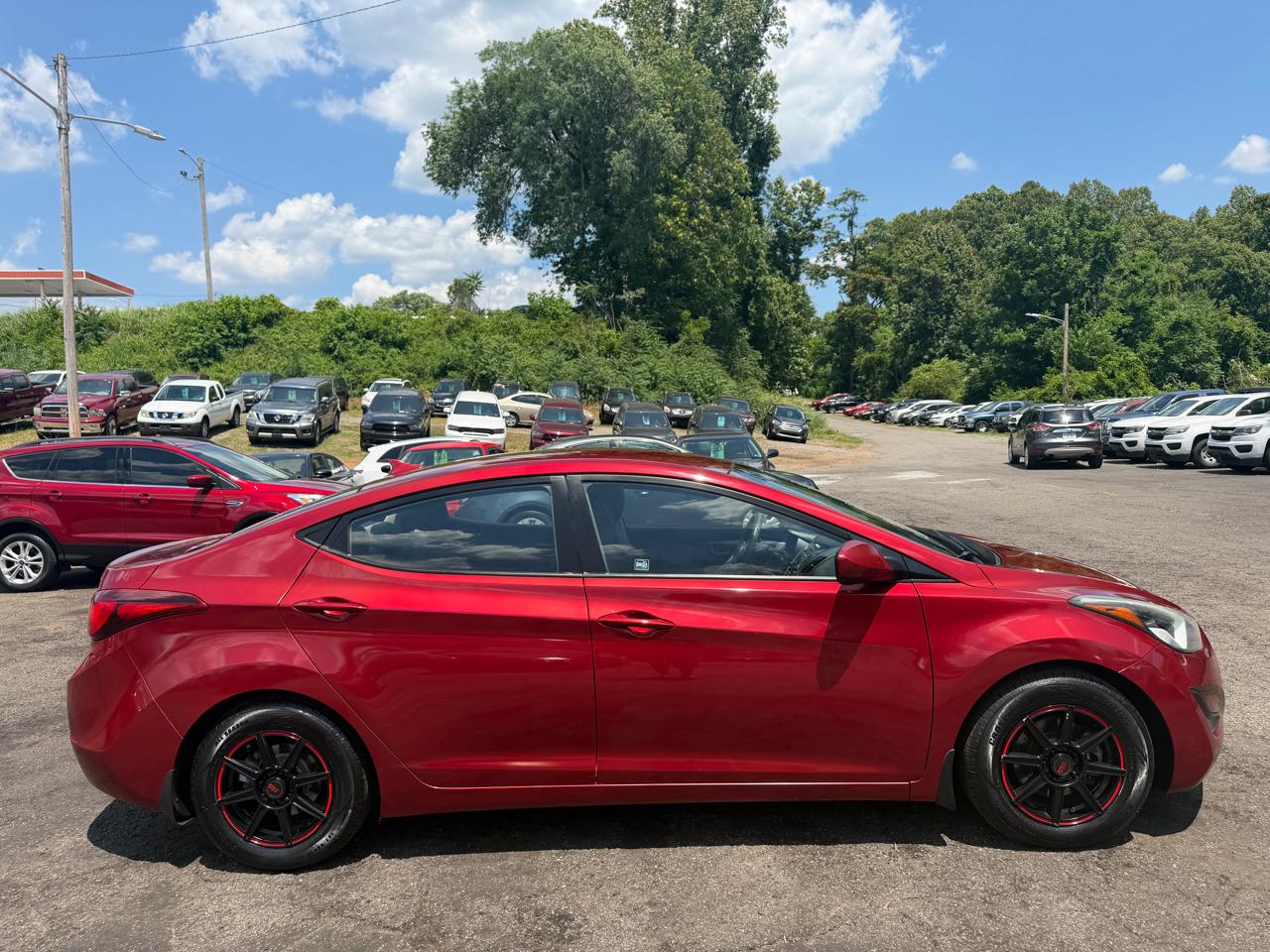 Hyundai Elantra SE 6AT 2016
