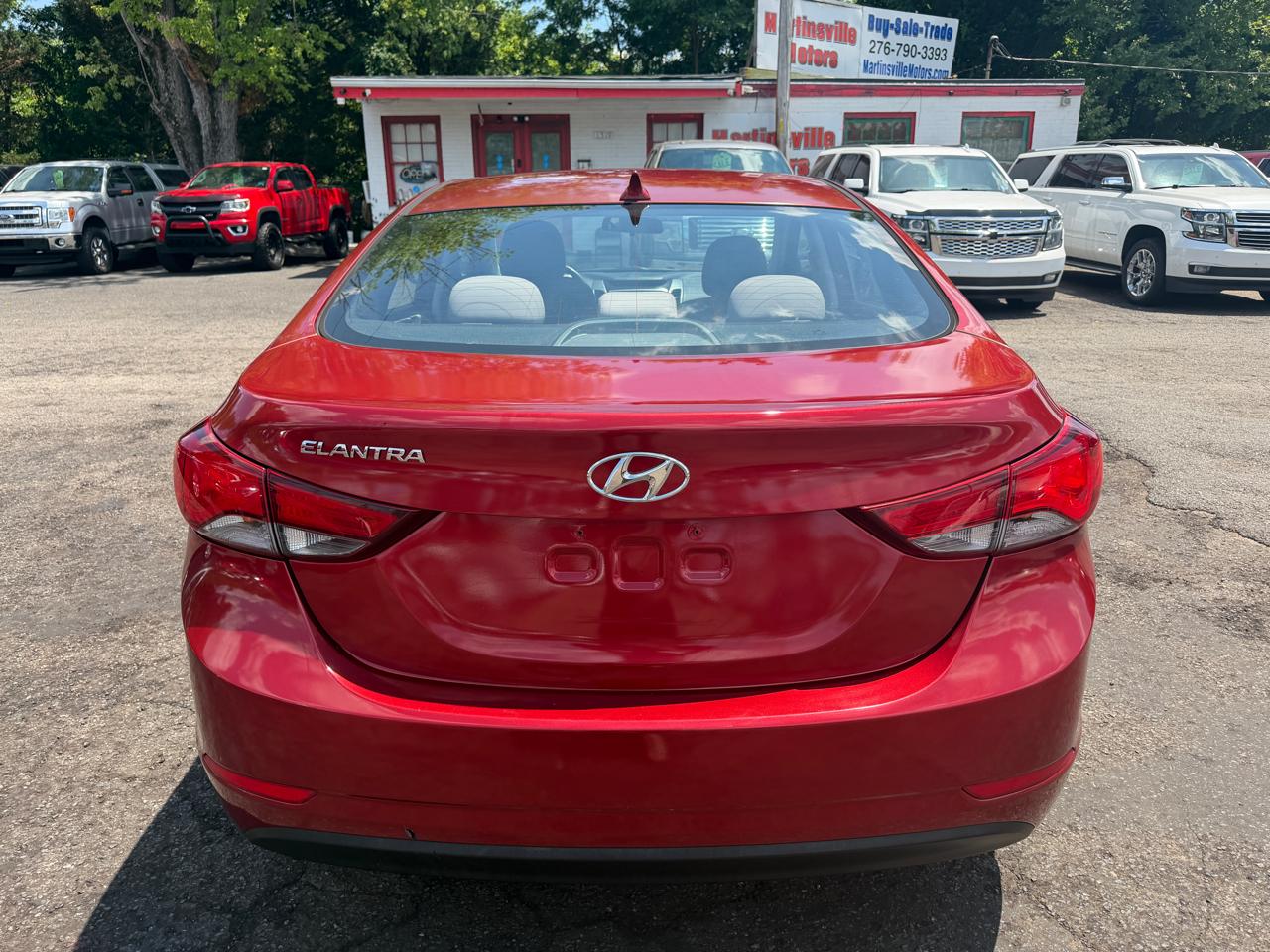 Hyundai Elantra SE 6AT 2016