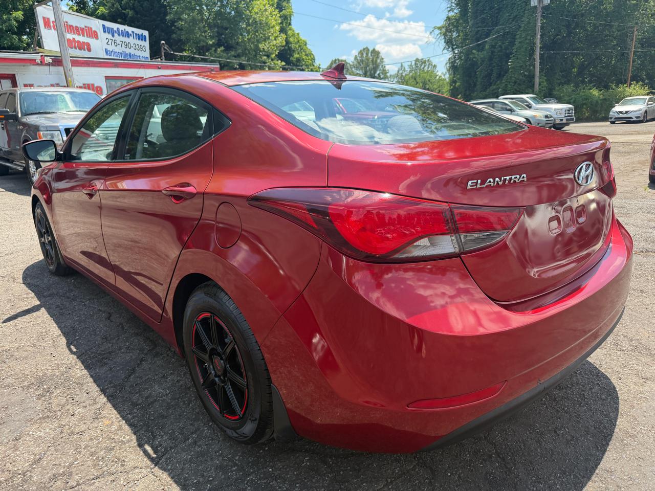 Hyundai Elantra SE 6AT 2016